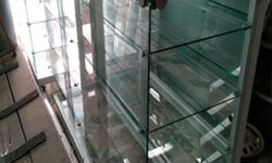 vitrina-en-aluminio vitrina-en-aluminio